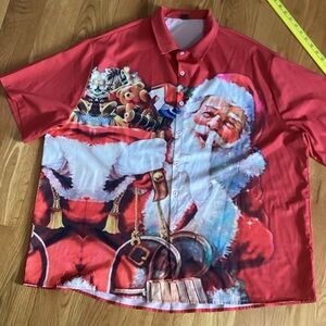 Men's Red Santa Graphic Short-Sleeve button down shirt
